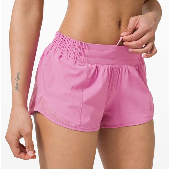 Lululemon Hotty Hot Short II *2.5"- Magenta - Picture 2 of 10
